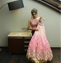 PINK QUEEN
